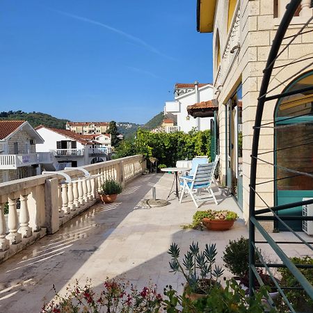 Studio Apartman Sa Pogledom Na More Мелине Екстериор снимка
