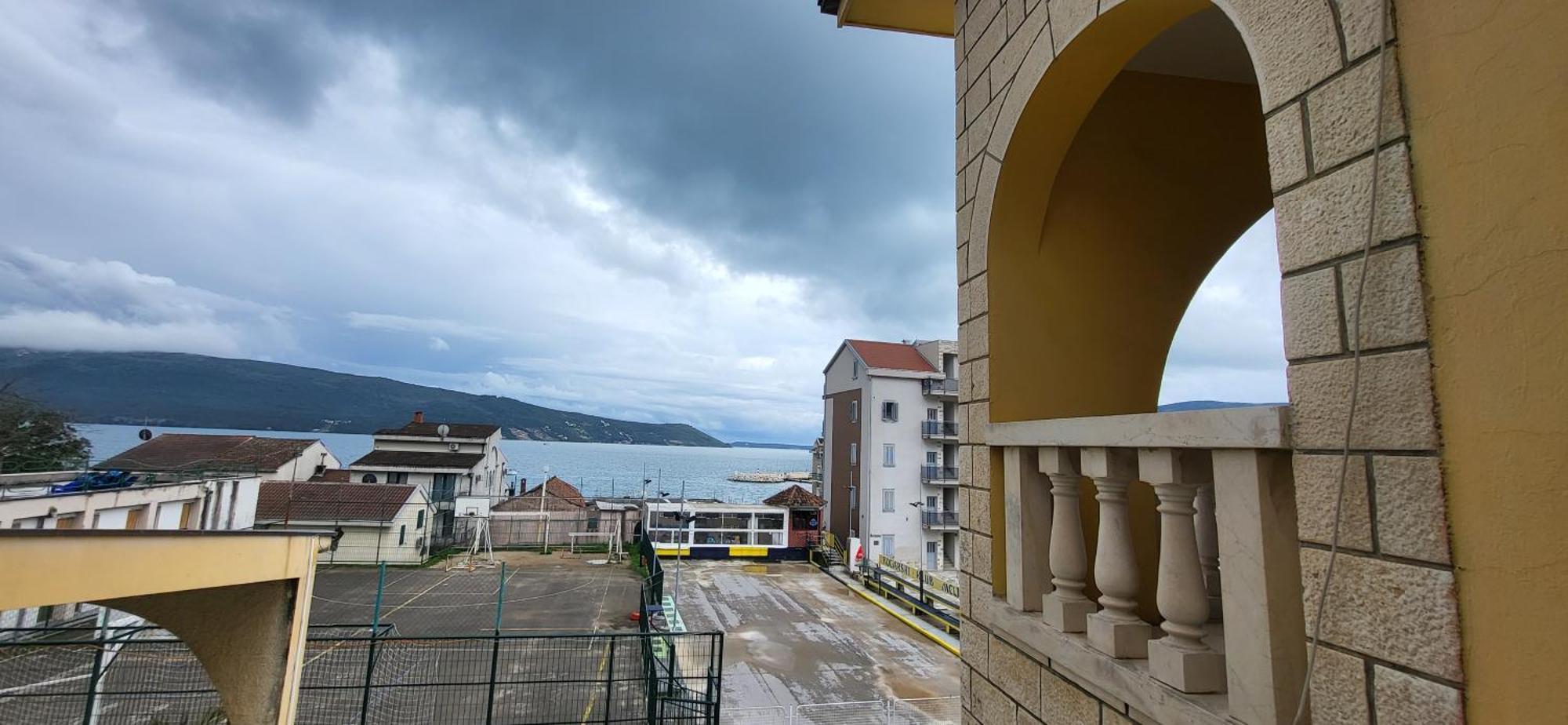 Studio Apartman Sa Pogledom Na More Мелине Екстериор снимка