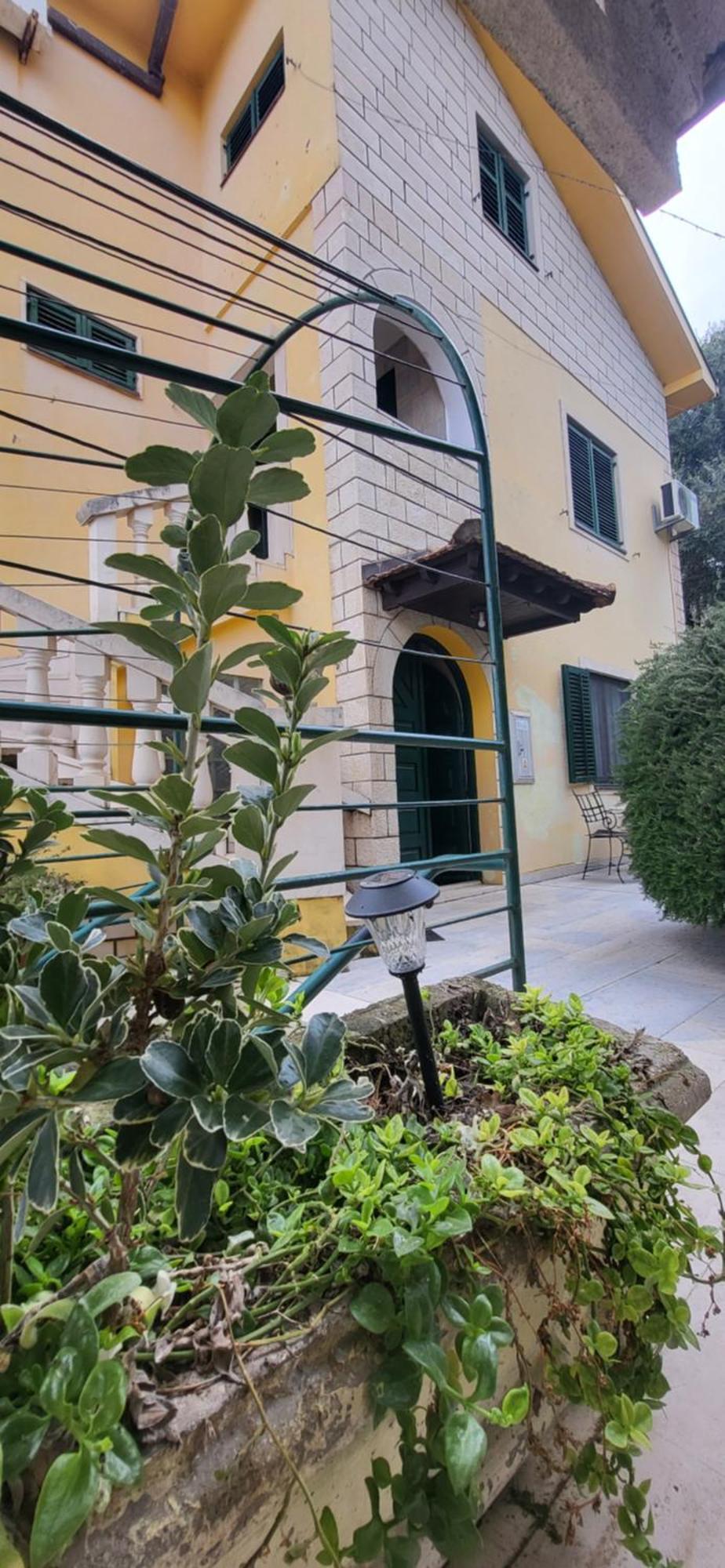 Studio Apartman Sa Pogledom Na More Мелине Екстериор снимка